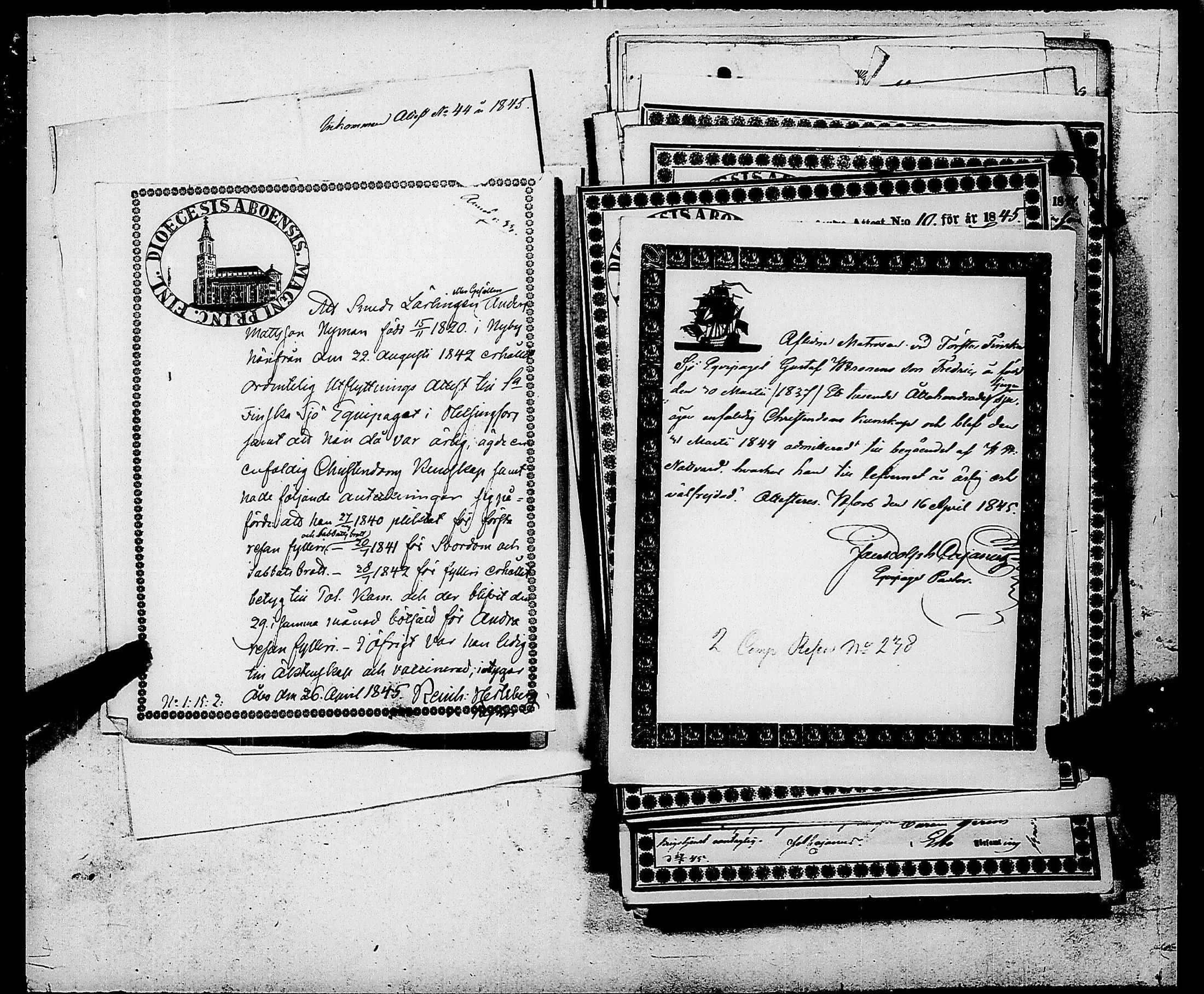 [ ../kirjat/Kirkonkirjat/ensimmainen_suomen_meriekipaasi/muuttokirjoja_1844-1845_es175/kuvat/195.jpg ]