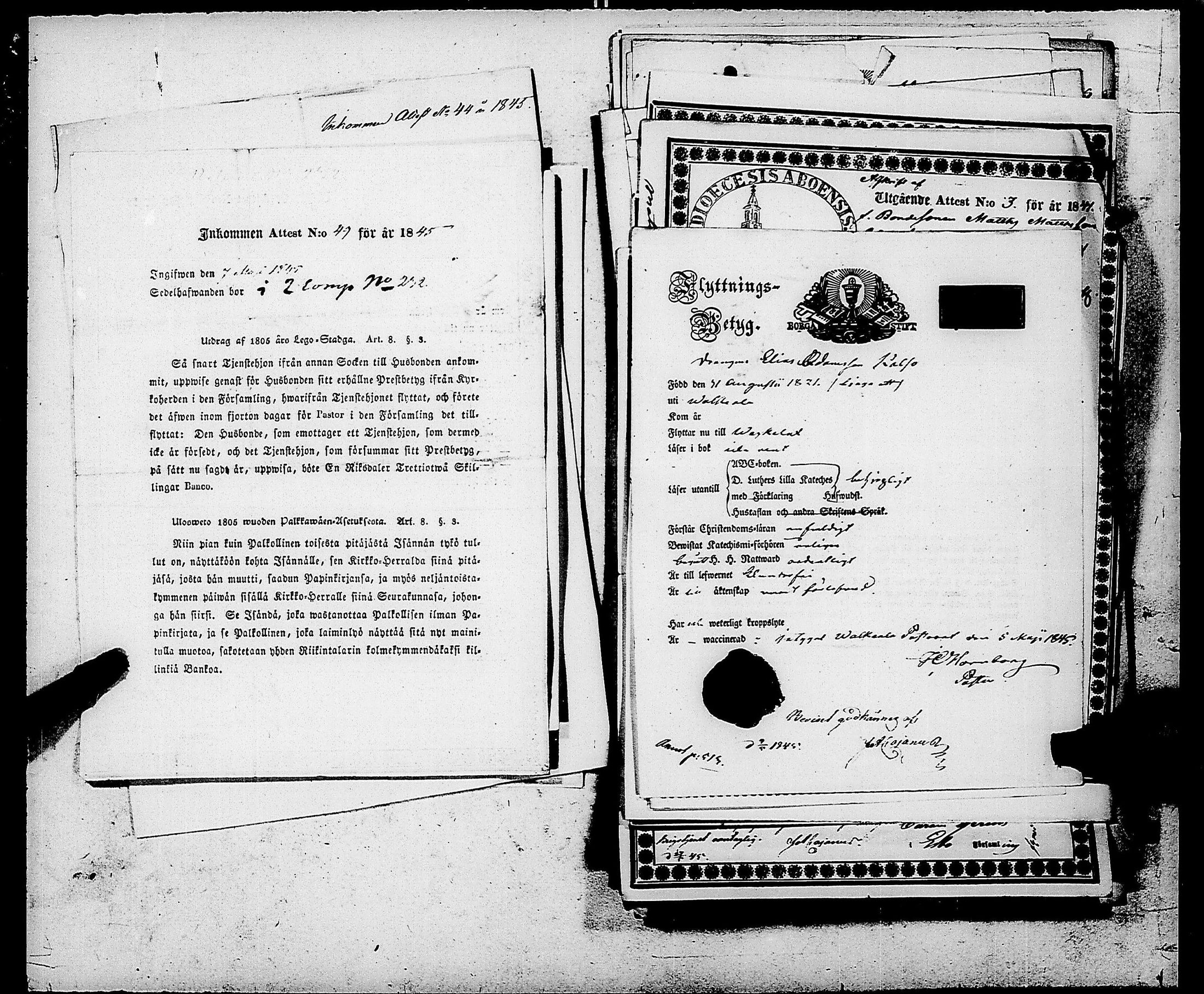 [ ../kirjat/Kirkonkirjat/ensimmainen_suomen_meriekipaasi/muuttokirjoja_1844-1845_es175/kuvat/197.jpg ]