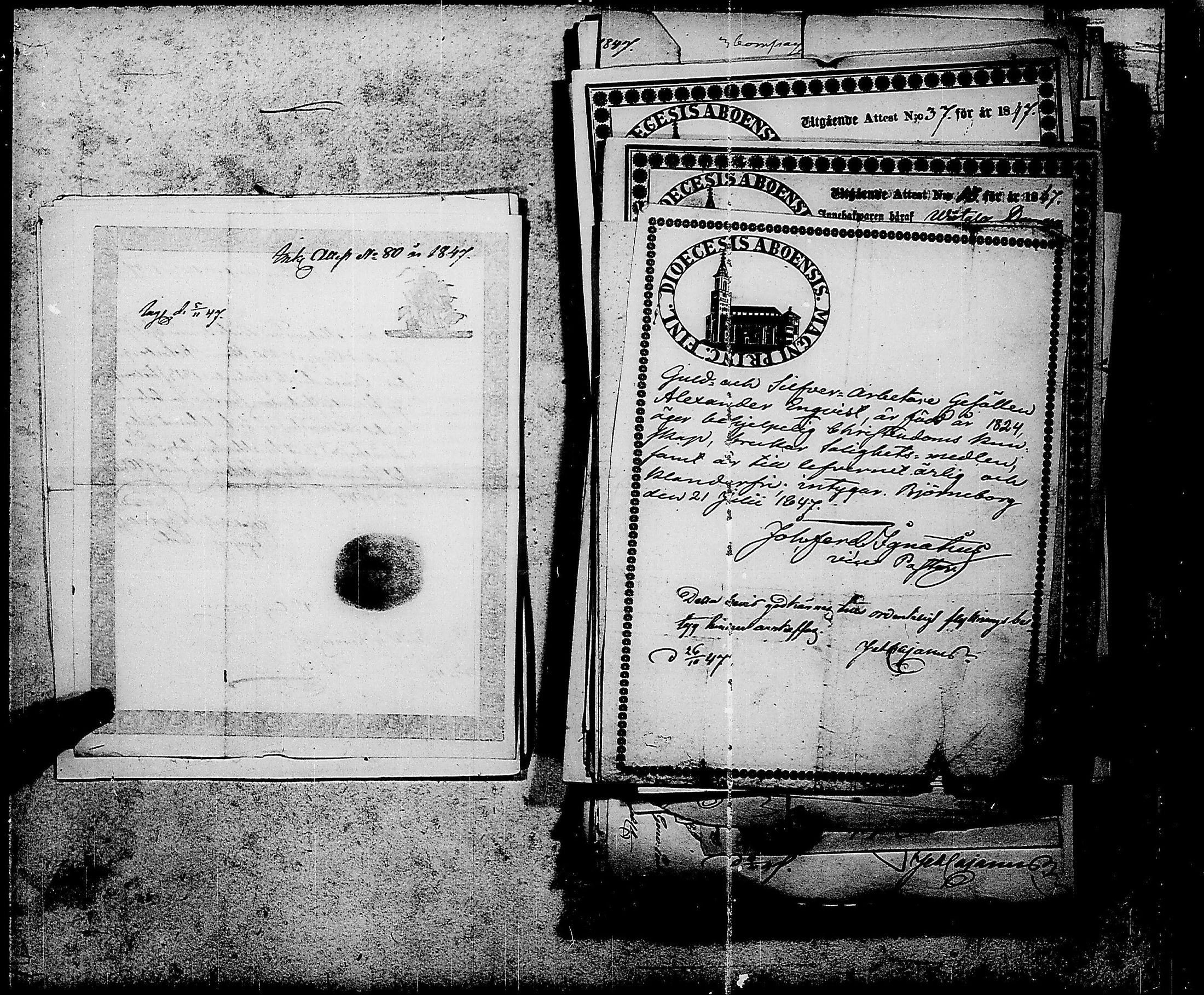 [ ../kirjat/Kirkonkirjat/ensimmainen_suomen_meriekipaasi/muuttokirjoja_1846-1847_es175-176/kuvat/325.jpg ]