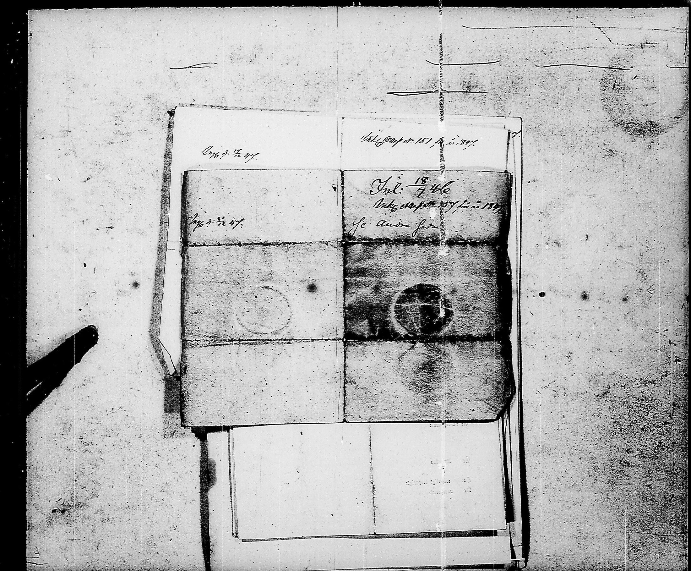 [ ../kirjat/Kirkonkirjat/ensimmainen_suomen_meriekipaasi/muuttokirjoja_1846-1847_es175-176/kuvat/402.jpg ]
