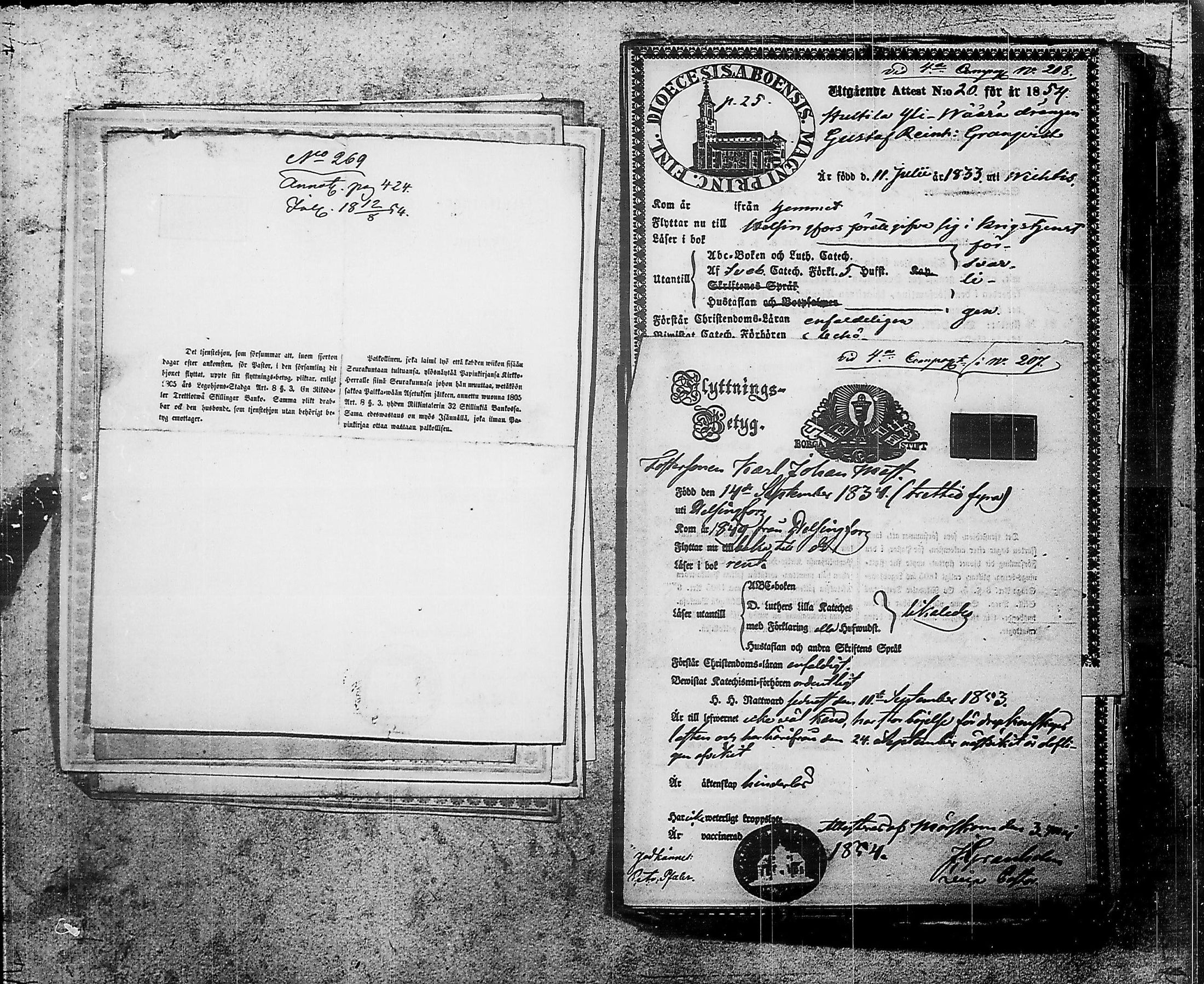 [ ../kirjat/Kirkonkirjat/ensimmainen_suomen_meriekipaasi/muuttokirjoja_1854-1855_es177/kuvat/284.jpg ]