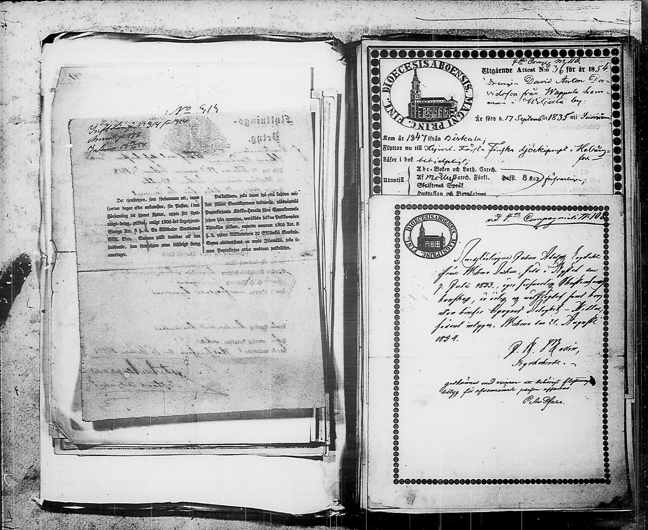 [ ../kirjat/Kirkonkirjat/ensimmainen_suomen_meriekipaasi/muuttokirjoja_1854-1855_es177/kuvat/330.jpg ]