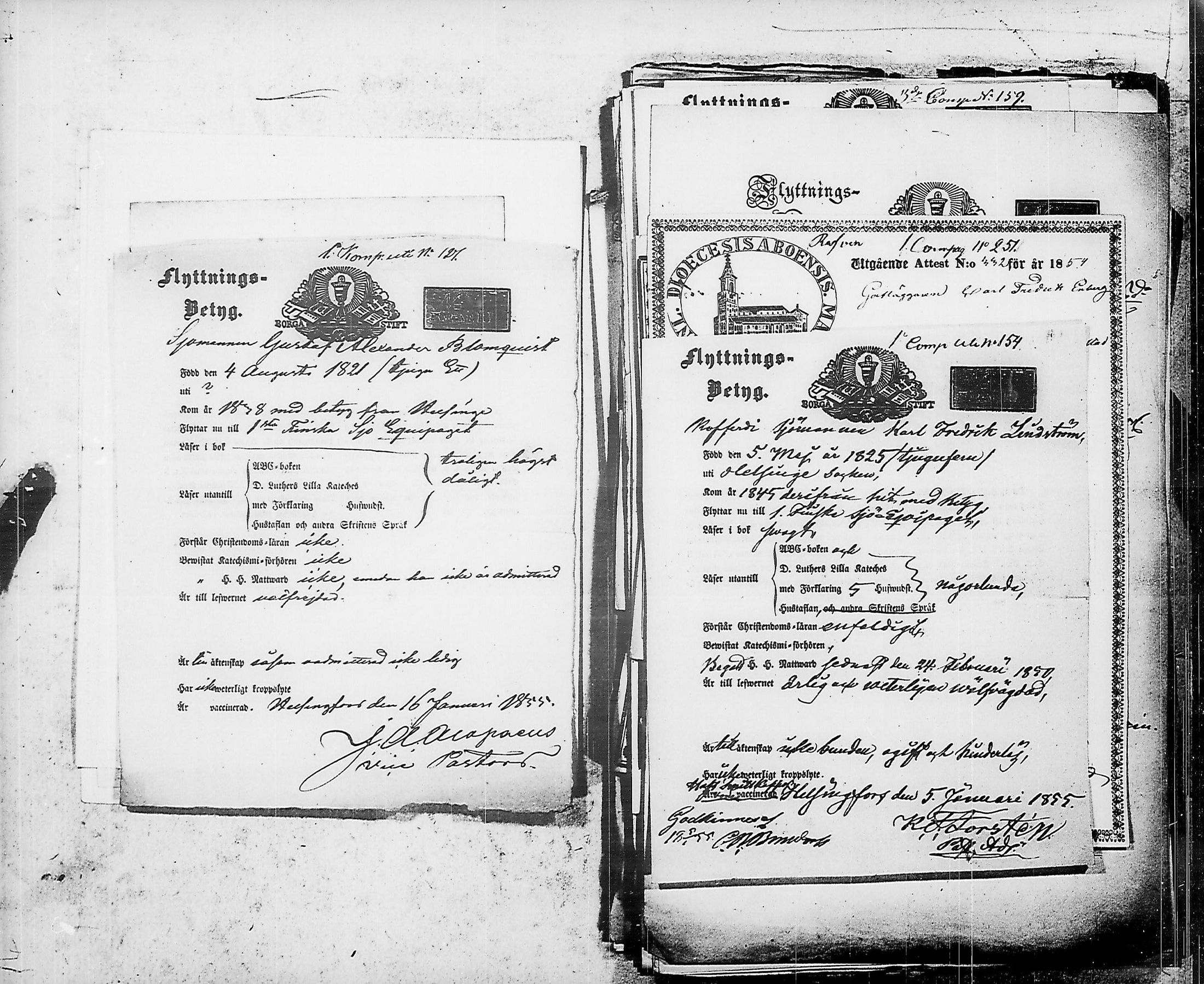 [ ../kirjat/Kirkonkirjat/ensimmainen_suomen_meriekipaasi/muuttokirjoja_1854-1855_es177/kuvat/455.jpg ]