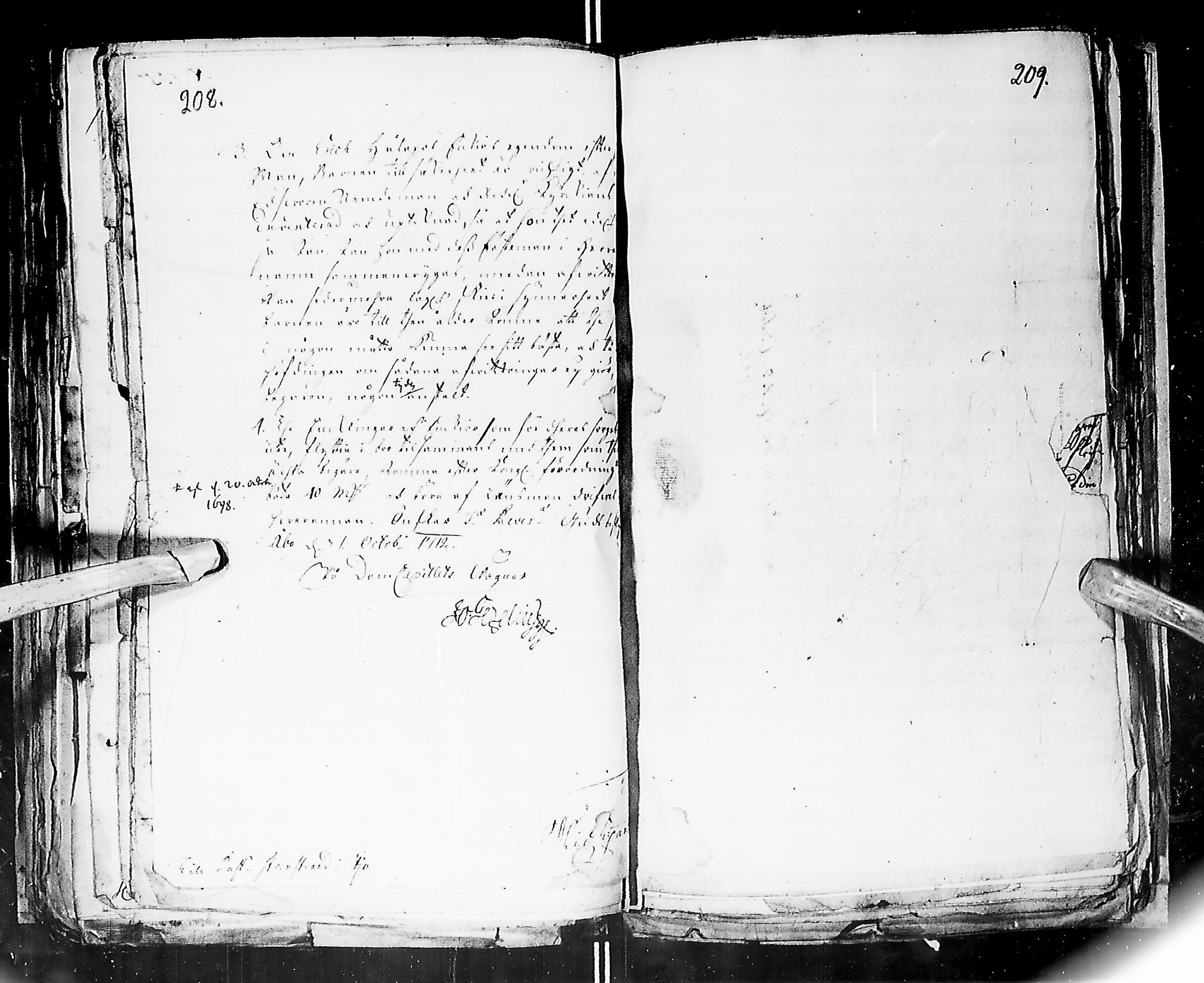 [ ../kirjat/Kirkonkirjat/ii/asiakirjoja_1704-1723_ik266/kuvat/111.jpg ]
