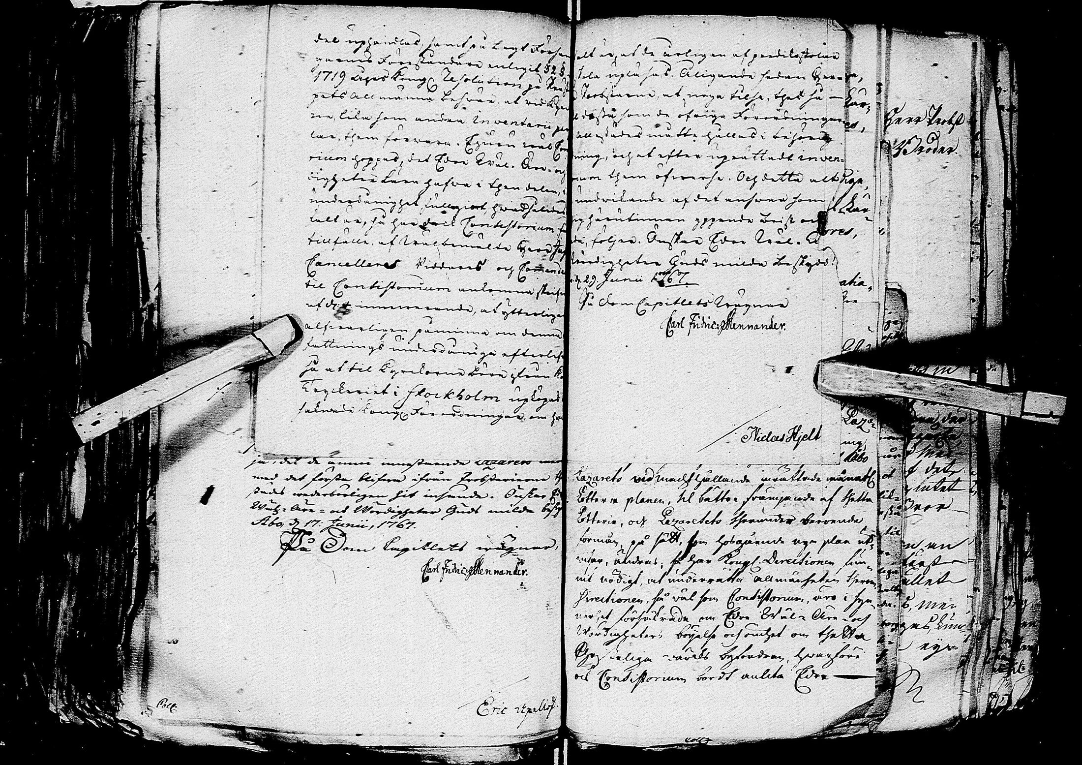 [ ../kirjat/Kirkonkirjat/kemi/asiakirjoja_1751-1780_msrk_ik286-287/kuvat/403.jpg ]