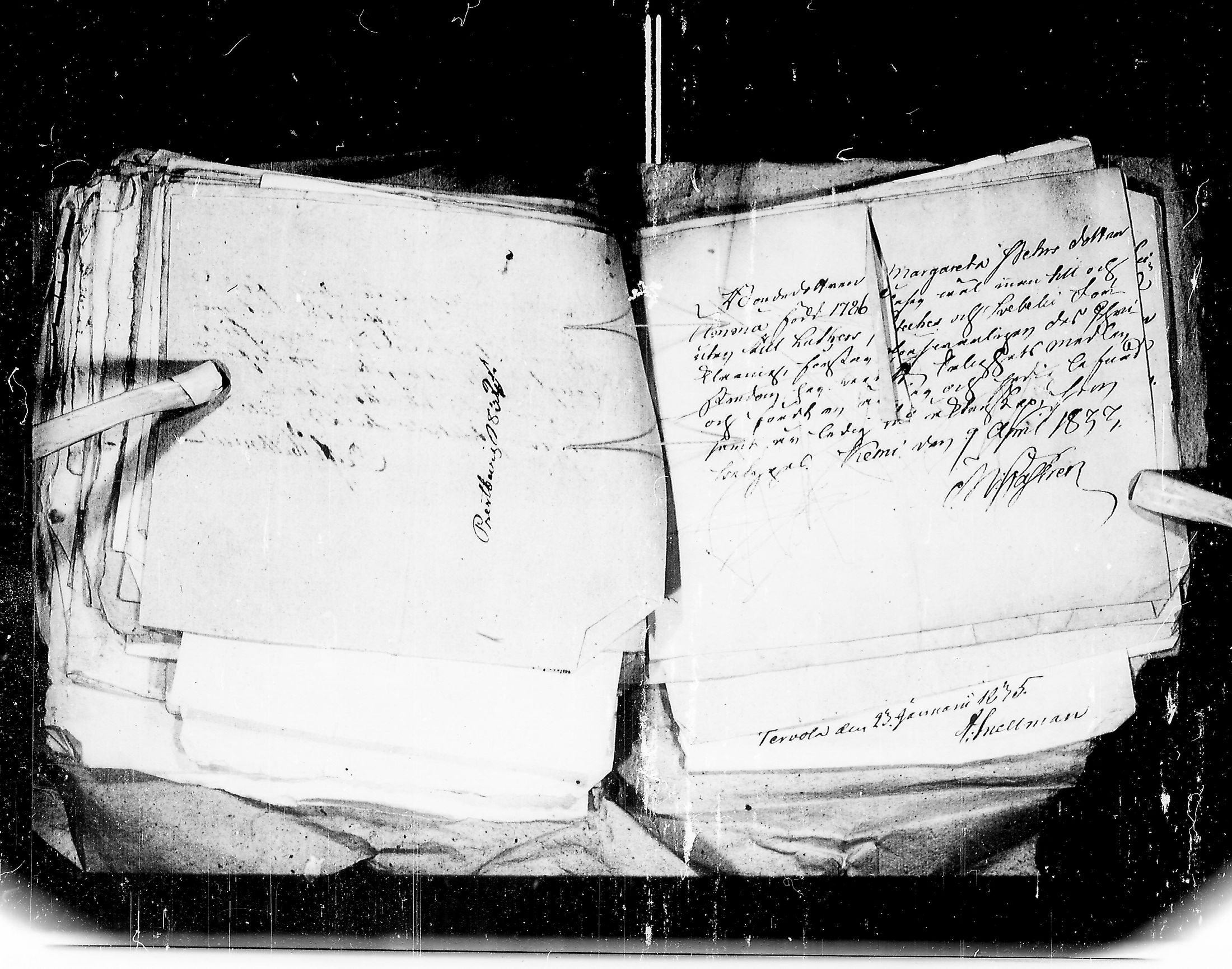 [ ../kirjat/Kirkonkirjat/kemijarvi/asiakirjoja_1820-1836_ik202-203/kuvat/109.jpg ]