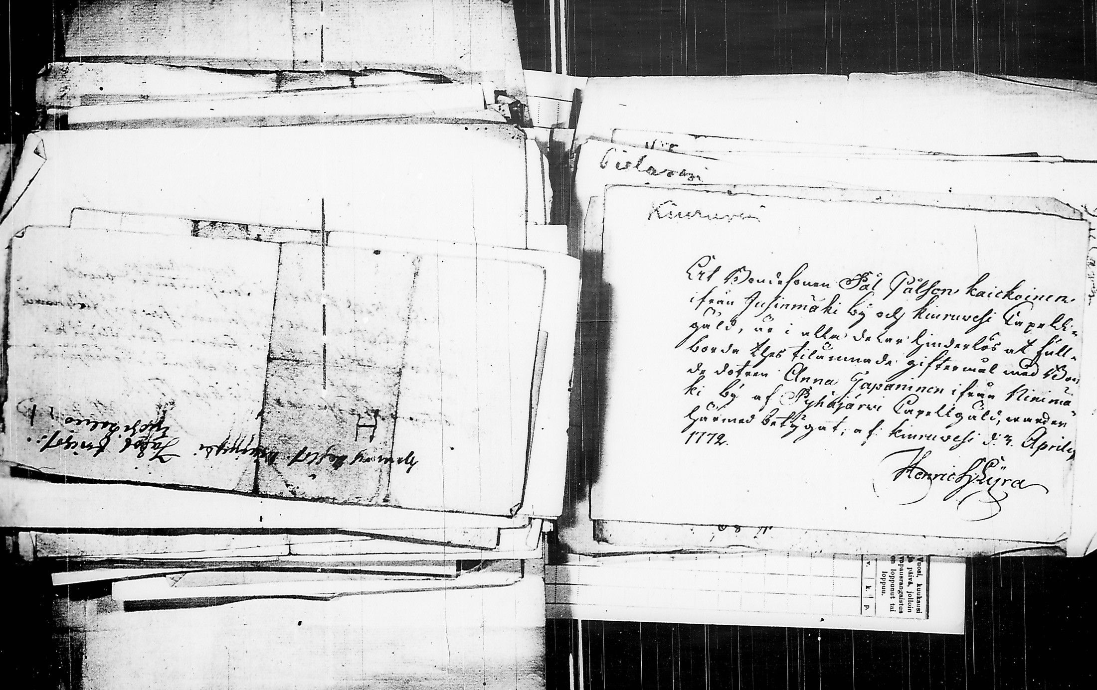 [ ../kirjat/Kirkonkirjat/pyhajarvi/muuttokirjoja_1764-1843_ik14/kuvat/72.jpg ]
