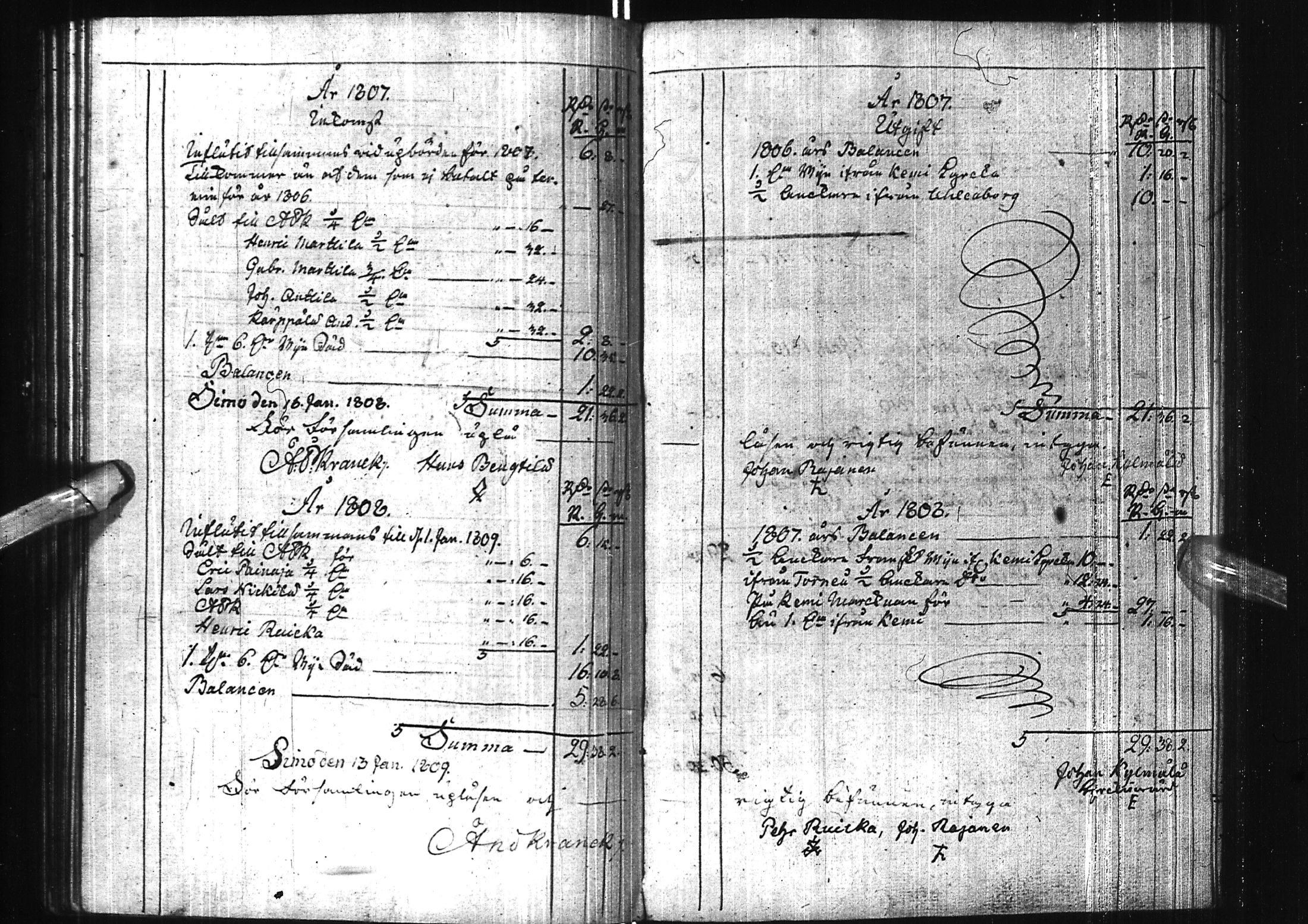 [ ../kirjat/Kirkonkirjat/simo/tilit_1794-1811_ik238/kuvat/16.jpg ]