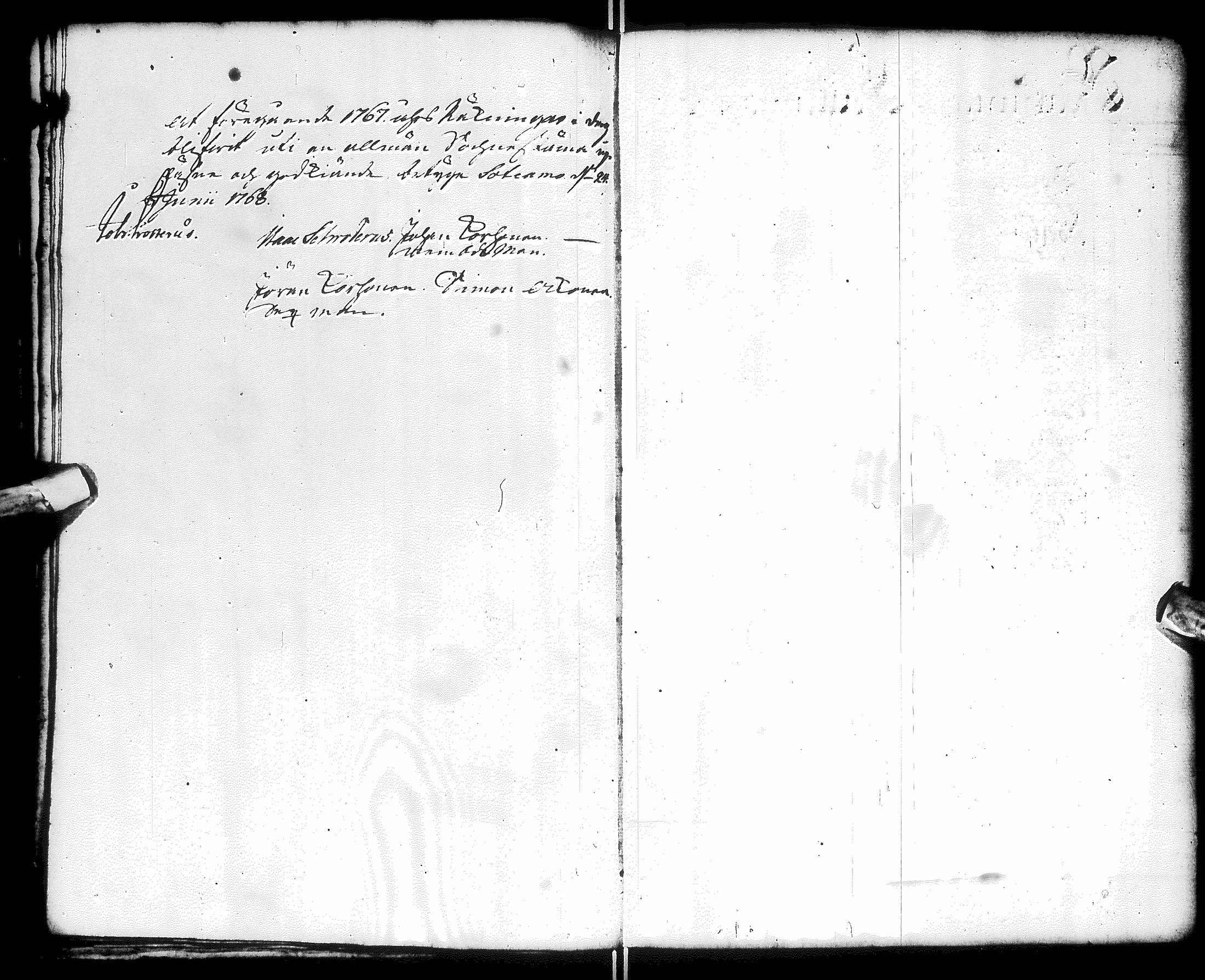 [ ../kirjat/Kirkonkirjat/sotkamo/tilit_1765-1810_ik102/kuvat/19.jpg ]